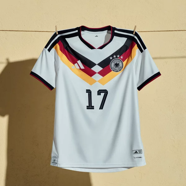 Deutschland Trikot Produktbild